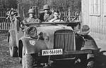 Einheits-Pkw Kfz.2 - signals motor vehicle