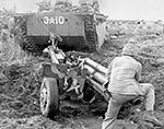 US 105mm Howitzer M2A1 w/M2A2 Gun Carriage (WW2)
